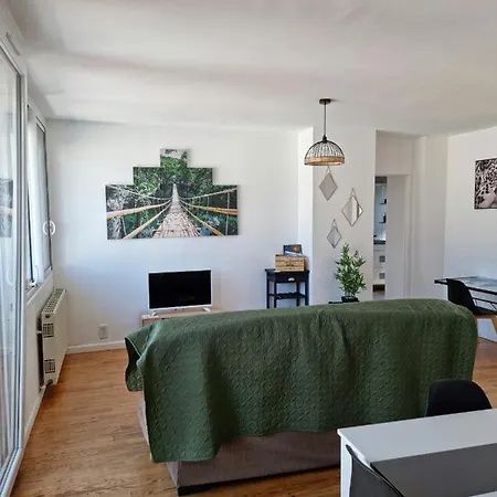 Apartmán Le Belvedere Vue Pyrenees, Familiale, Centre *
